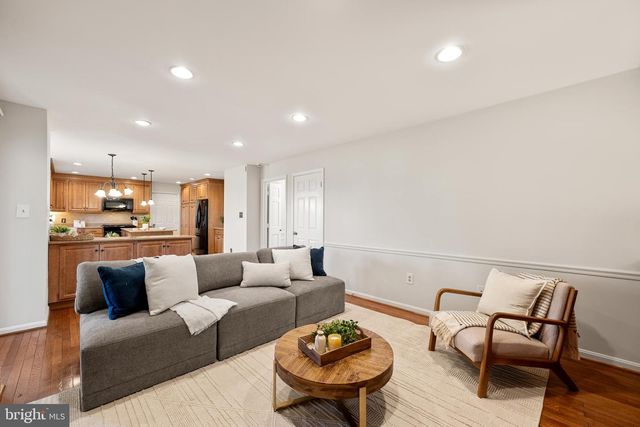 9412 WATERFORD DR, Manassas, VA 20110