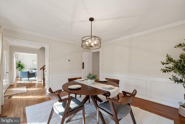 9412 WATERFORD DR, Manassas, VA 20110