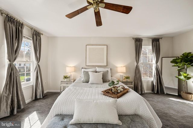 9412 WATERFORD DR, Manassas, VA 20110