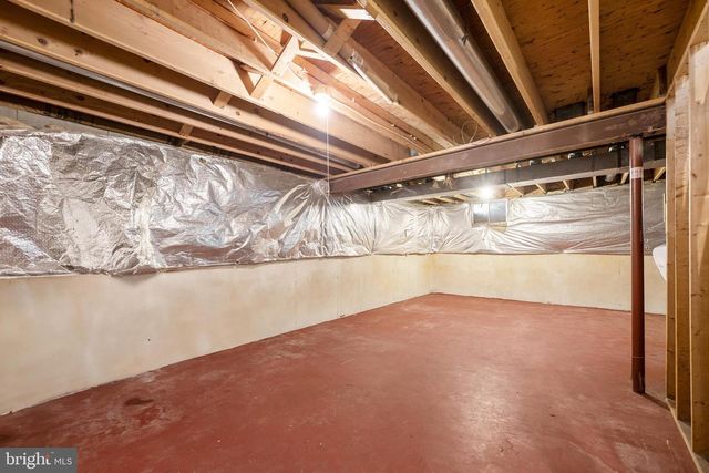 9412 WATERFORD DR, Manassas, VA 20110