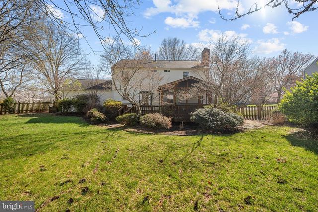 9412 WATERFORD DR, Manassas, VA 20110