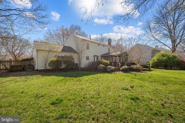 9412 WATERFORD DR, Manassas, VA 20110