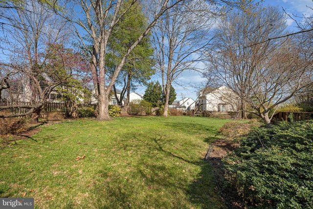 9412 WATERFORD DR, Manassas, VA 20110