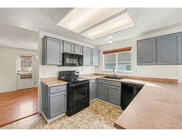 23869 Broadmoor Dr, Parker, CO 80138