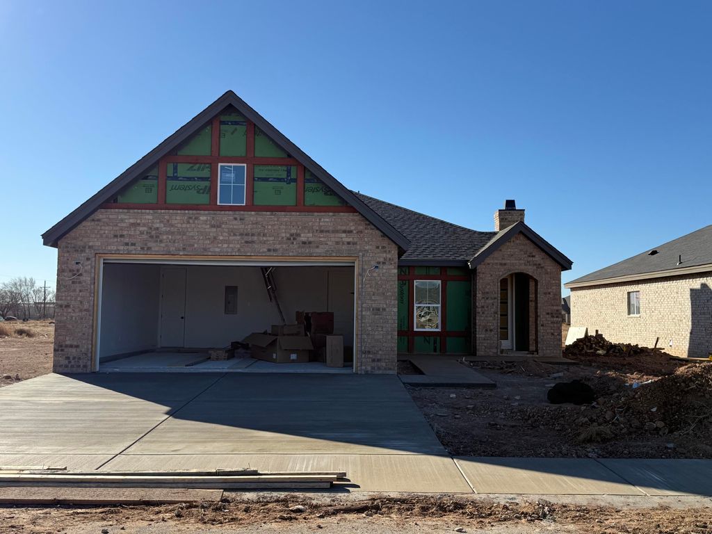 1215 N 6th Street, Wolfforth, TX 79382