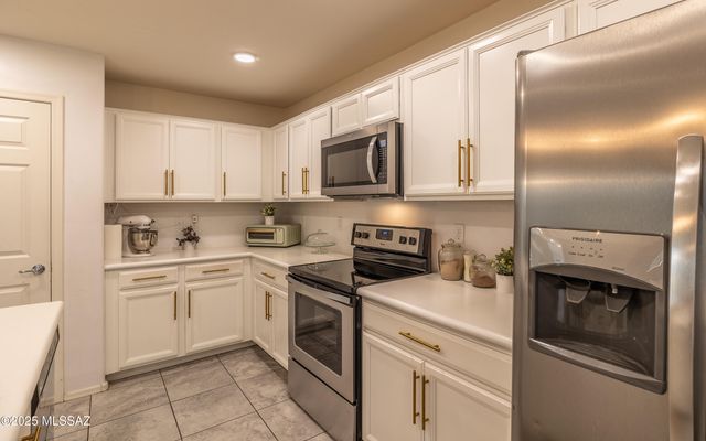 6251 S Reed Bunting Drive, Tucson, AZ 85757