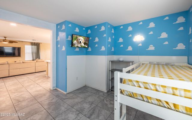 6251 S Reed Bunting Drive, Tucson, AZ 85757