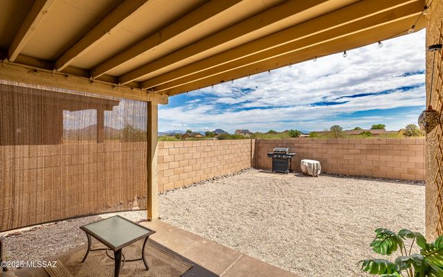 6251 S Reed Bunting Drive, Tucson, AZ 85757