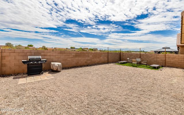 6251 S Reed Bunting Drive, Tucson, AZ 85757