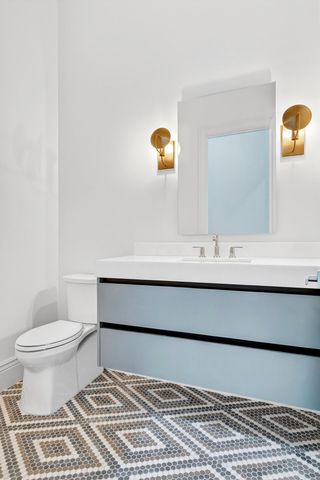 109 Arlington Place, West Palm Beach, FL 33405