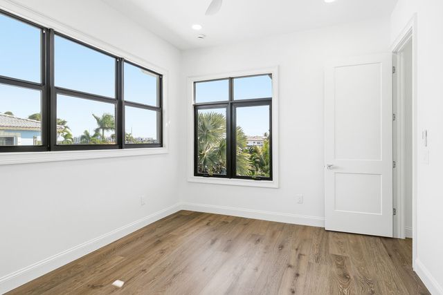 109 Arlington Place, West Palm Beach, FL 33405