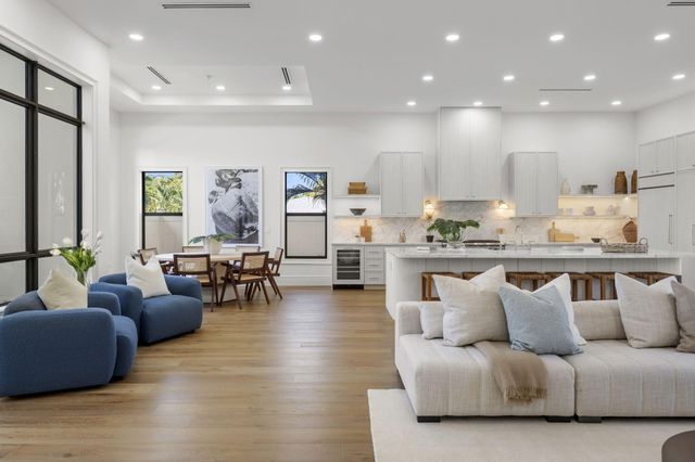 109 Arlington Place, West Palm Beach, FL 33405