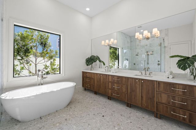 109 Arlington Place, West Palm Beach, FL 33405