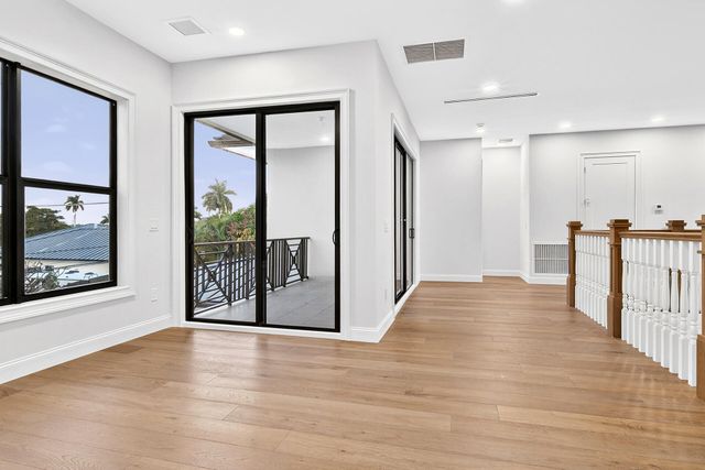 109 Arlington Place, West Palm Beach, FL 33405