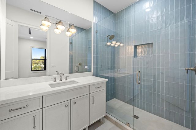 109 Arlington Place, West Palm Beach, FL 33405