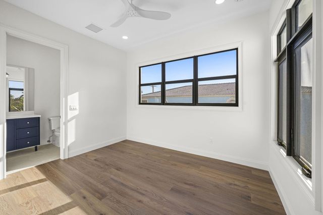 109 Arlington Place, West Palm Beach, FL 33405