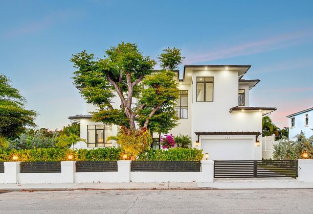 109 Arlington Place, West Palm Beach, FL 33405