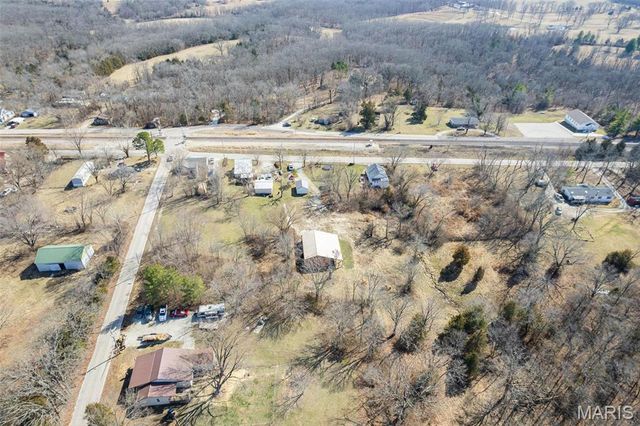 1921 W Springfield Road, St Clair, MO 63077