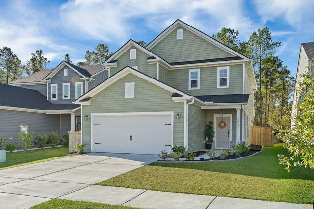 203 Wappoo Trace Lane, Summerville, SC 29486