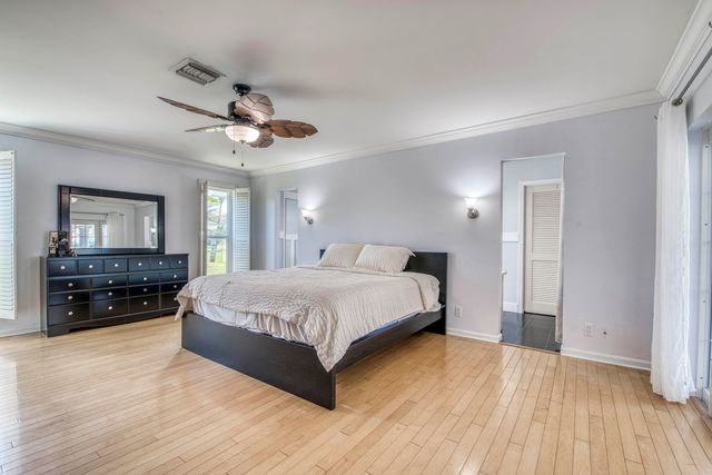 6062 Woodlake Road, Jupiter, FL 33458