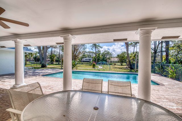 6062 Woodlake Road, Jupiter, FL 33458