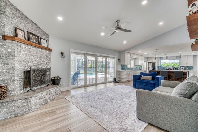 6062 Woodlake Road, Jupiter, FL 33458