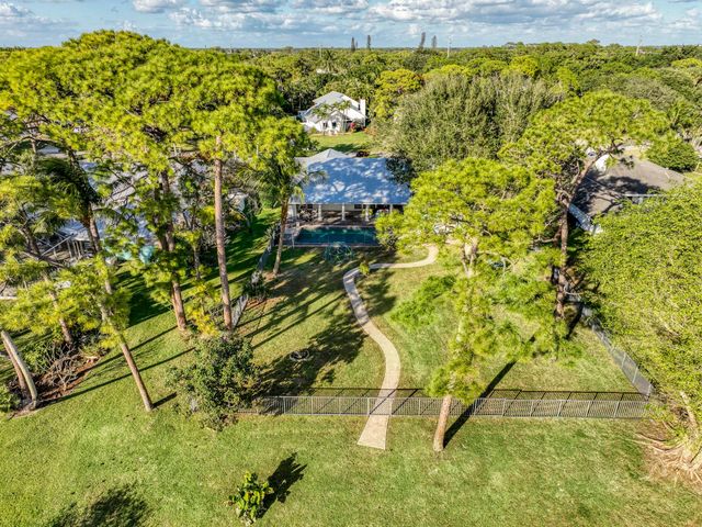 6062 Woodlake Road, Jupiter, FL 33458