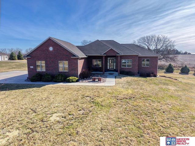 1900 N 129th Street, Lincoln, NE 68527