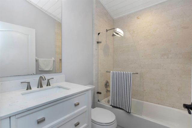 18836 MAISONS DRIVE, Lutz, FL 33558