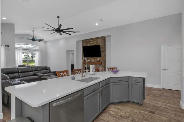 18836 MAISONS DRIVE, Lutz, FL 33558