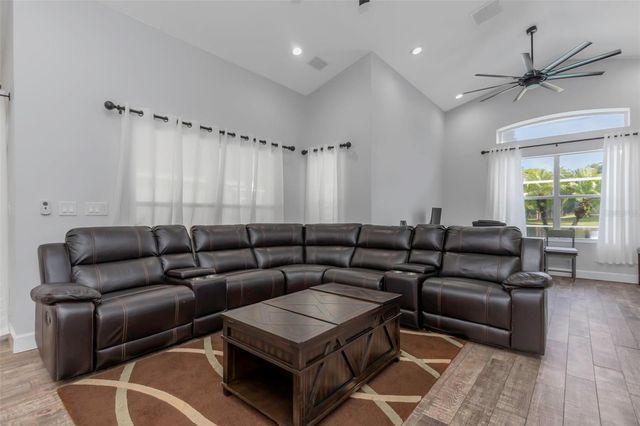 18836 MAISONS DRIVE, Lutz, FL 33558