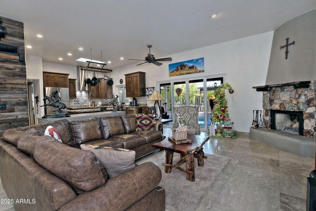 30609 N 62ND Street, Cave Creek, AZ 85331