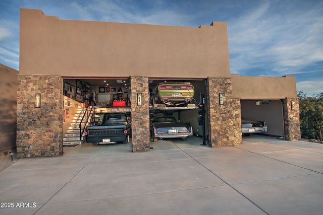 30609 N 62ND Street, Cave Creek, AZ 85331