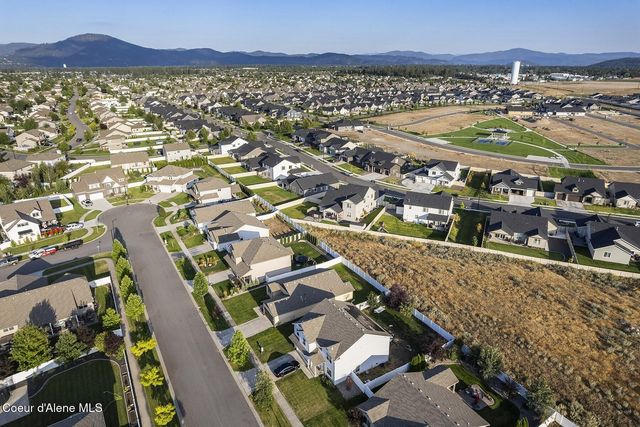 4662 W Tramore Dr, Coeur D'alene, ID 83815