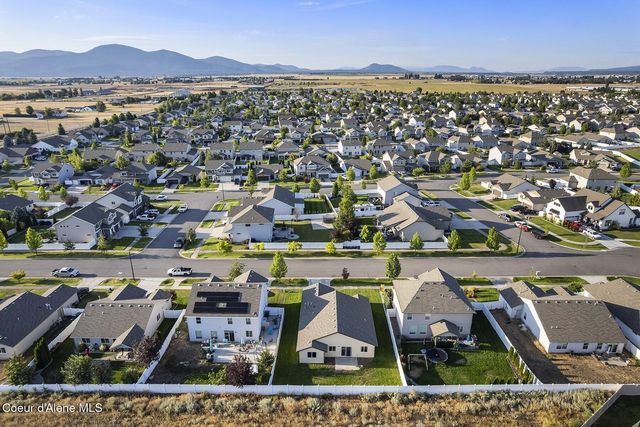 4662 W Tramore Dr, Coeur D'alene, ID 83815