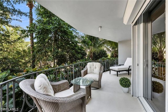 1851 Gulf Shore BLVD N 103, Naples, FL 34102