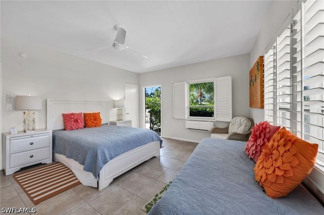 1851 Gulf Shore BLVD N 103, Naples, FL 34102