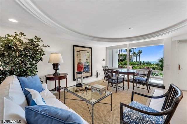 1851 Gulf Shore BLVD N 103, Naples, FL 34102