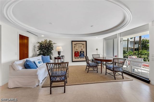 1851 Gulf Shore BLVD N 103, Naples, FL 34102