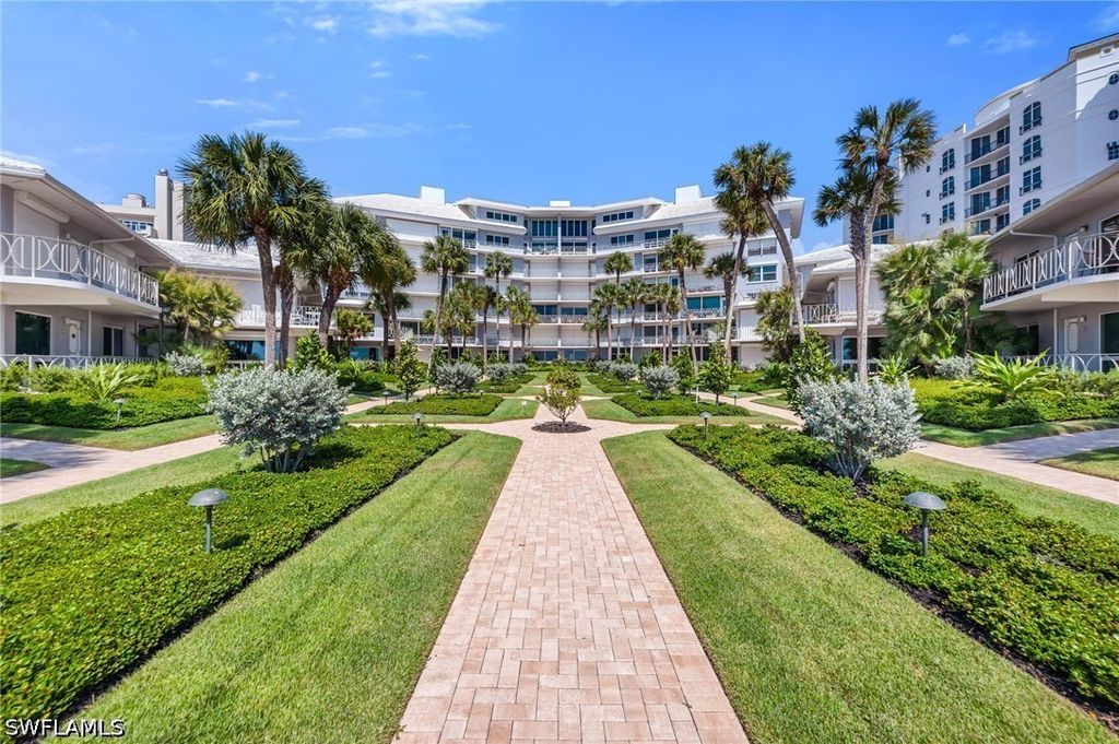 1851 Gulf Shore BLVD N 103, Naples, FL 34102