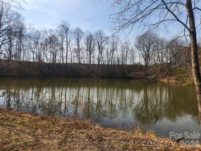 363 Center Church Road, Hiddenite, NC 28636