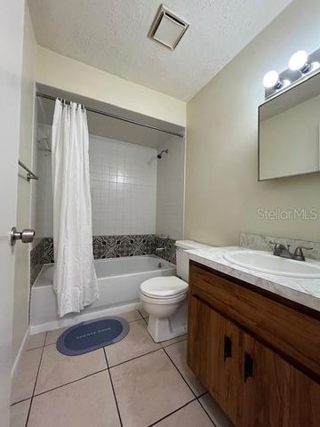 1902 NE 17TH PLACE, Ocala, FL 34470