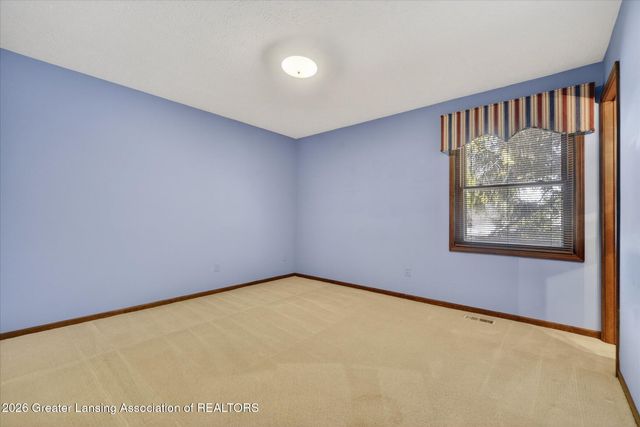 7225 Creekside Drive 37, Lansing, MI 48917