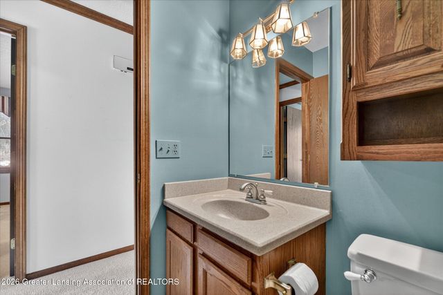 7225 Creekside Drive 37, Lansing, MI 48917