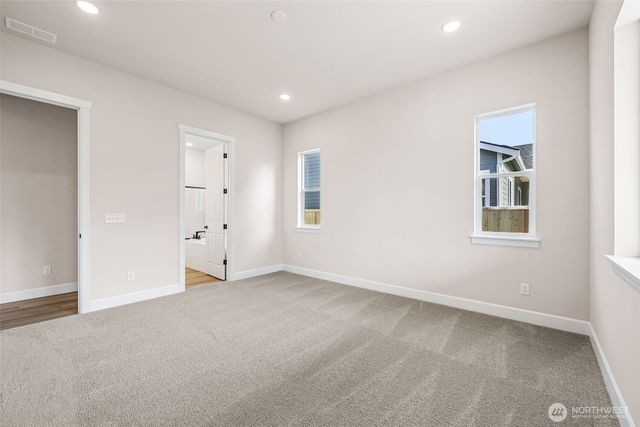 710 S Davis Street #106, Buckley, WA 98321