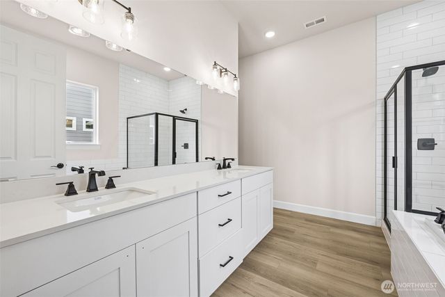 710 S Davis Street #106, Buckley, WA 98321