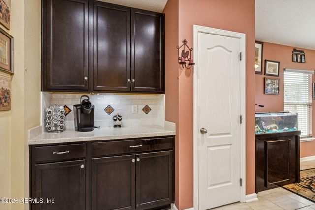 86636 SERENITY LAKE Court, Yulee, FL 32097