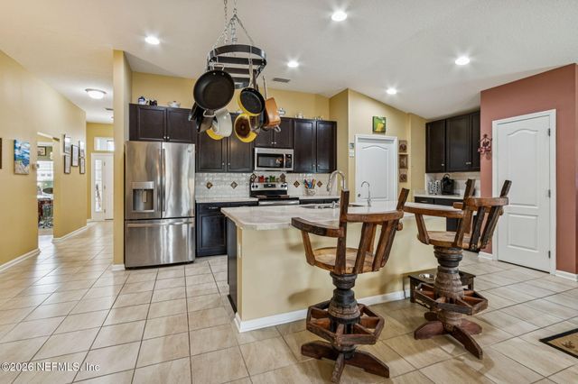 86636 SERENITY LAKE Court, Yulee, FL 32097