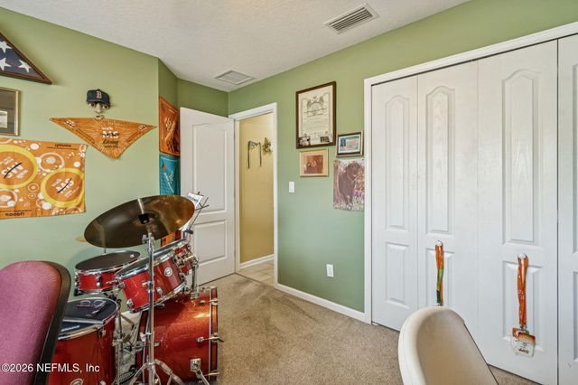 86636 SERENITY LAKE Court, Yulee, FL 32097