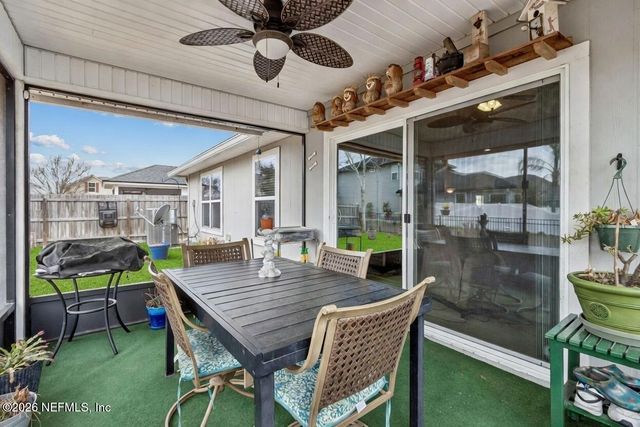 86636 SERENITY LAKE Court, Yulee, FL 32097